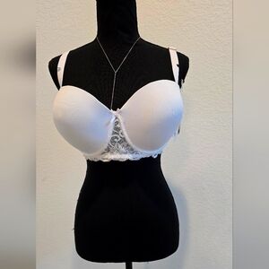 Elegant White Lace Underwire Bra (40D)